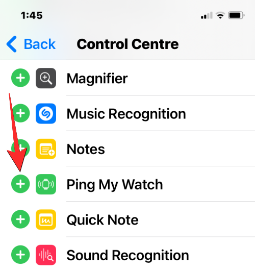 如何在iPhone的控制中心中使用iOS 17来ping你的Apple Watch