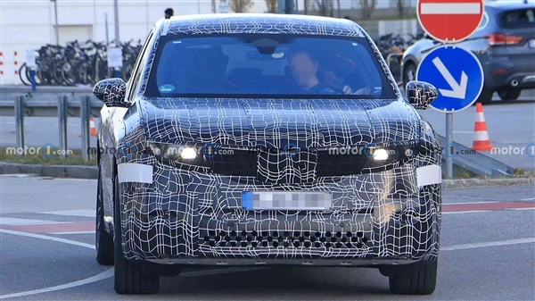 宝马Neue Klasse中型SUV设计曝光：纯电动力引领未来